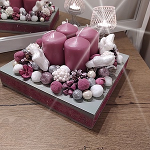 Karácsonyi asztali dekoráció 4 gyertyával, pasztell mályva színben   - Meska.hu