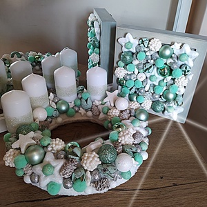 Adventi koszorú és ledvilágításos fali dekoráció menta-fehér színvilágban - Meska.hu