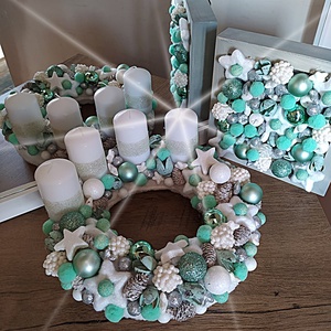 Adventi koszorú és ledvilágításos fali dekoráció menta-fehér színvilágban - karácsony - Meska.hu