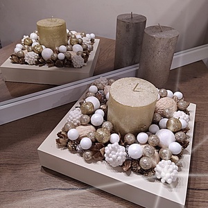 Karácsonyi asztali dekoráció gyertyával, arany-fehér színben   - karácsony - karácsonyi lakásdekoráció - Meska.hu