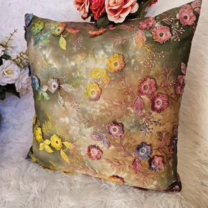 Romantic Garden- Díszpárna  - otthon & életmód - lakástextil - párna & párnahuzat - díszpárna (belsővel együtt) - Meska.hu