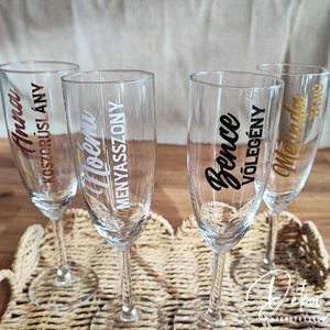 Névre szóló pezsgőspohár esküvőre menyasszonynak, vőlegénynek, koszorúslányoknak, tanúnak - esküvő - emlék & ajándék - nászajándék - esküvői pohár, pohárszett - Meska.hu