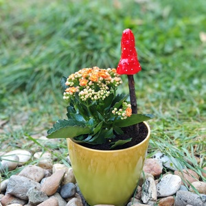 Fényes piros gombavirág, Otthon & Életmód, Ház & Kert, Kerti dísz, Gyurma, Festett tárgyak, MESKA