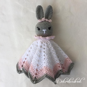 Horgolt nyuszis szundikendő  -  - Meska.hu