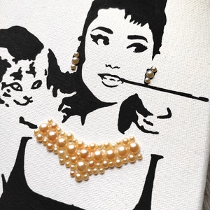 Audrey Hepburn gyöngyökkel vászonkép - otthon & lakás - dekoráció - kép & falikép - vászonkép - Meska.hu