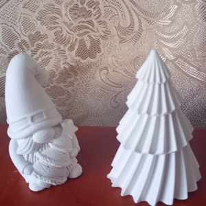 Karácsonyi gipsz manó és fenyő, Karácsony, Karácsonyi ajándékozás, Karácsonyi ajándékcsomagolás, Gipszöntés, MESKA