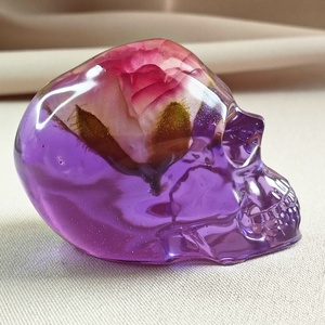 Epoxy koponya, lila - otthon & életmód - dekoráció - dísztárgy - Meska.hu