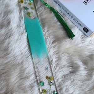 Gyönyörű epoxy könyvjelző, zöld  - Meska.hu