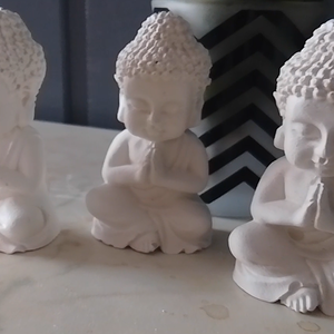 Buddha Szobor Kézzel Készített Gipsz Dekoráció  - otthon & életmód - dekoráció - asztal és polc dekoráció - könyvszobor - Meska.hu