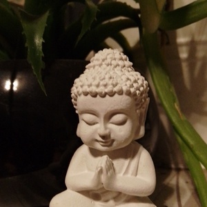 Buddha Szobor Kézzel Készített Gipsz Dekoráció  - otthon & életmód - dekoráció - asztal és polc dekoráció - könyvszobor - Meska.hu