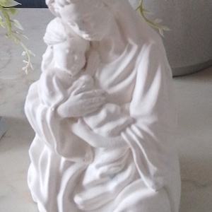 Szűz Mária kis Jézussal Gipsz figura 1 db, Kellékek & szerszámok, Dekorációs kellékek, Figurák, Gipszöntés, Mindenmás, MESKA