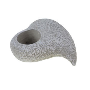 Kaspó kő 16x18.5x6.5cm francia szív forma szürke (Kő és cement kaspók) - Meska.hu