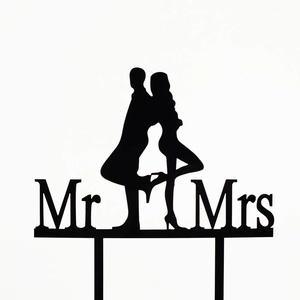 Esküvői tortadísz Mr. és Mrs. filmes- fekete vagy fehér színben 1 db  - Meska.hu