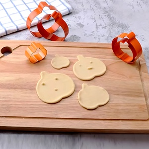 Sütikiszúró szett - tök forma - 5 db-os - otthon & életmód - dekoráció - halloween - halloweeni sütikiszúrók - Meska.hu