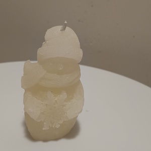 Hóember kézműves gyertya  kedves téli dekor, ünnepi hangulat egy pillanat alatt 1db - kellékek & szerszámok - dekorációs kellékek - dekorációs gyertya - Meska.hu