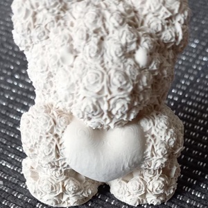 Szivecskés maci gipsz figura (Gipsz figurák) - Meska.hu