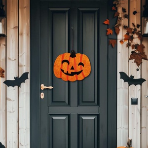 Halloween-i dekoráció - tök - akasztható - fa - 30 x 25 cm (Halloween dekorációk és díszek) - otthon & életmód - dekoráció - halloween - halloweeni ajtódíszek és ablakdíszek - Meska.hu