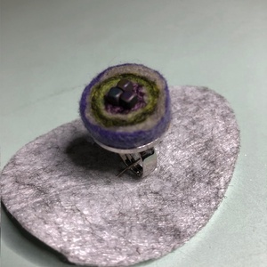 Gyapjú rátétes, állítható gyűrű- levendula színekkel - Meska.hu