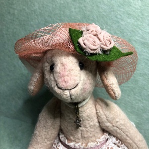 Bori bari, antikrózsaszín öltöztethető buklé bárány, Játék & Sport, Plüssállat & Játékfigura, Plüss bárány, Baba-és bábkészítés, MESKA