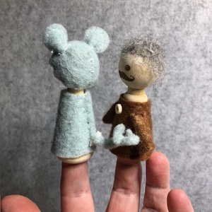 Az egérke farkincája, ujjra húzható fabábuk - játék & sport - bábok - báb készlet - Meska.hu