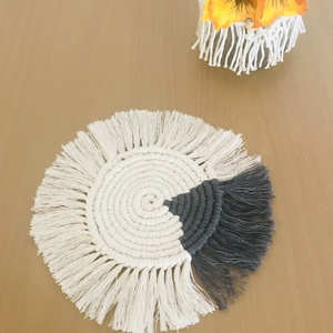 Makramé alátét - otthon & életmód - konyhafelszerelés, tálalás - tálalás - tányér- és poháralátét - Meska.hu