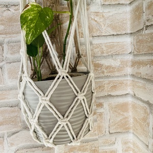 Makramé virágtartó - otthon & életmód - dekoráció - virágdísz és tartó - virágtartó - Meska.hu