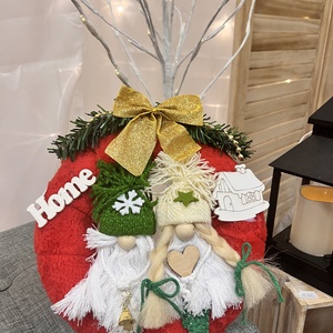 Makramé kopogtató manópárral - karácsony - karácsonyi lakásdekoráció - karácsonyi lakásdíszek - Meska.hu