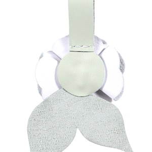 Rózsa kulcstartó bőrből (fehér+világos pasztell zöld) - táska & tok - kulcstartó & táskadísz - kulcstartó - Meska.hu