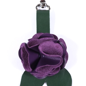 Rózsa kulcstartó bőrből (sötétlila+sötétzöld), Táska & Tok, Kulcstartó & Táskadísz, Kulcstartó, Bőrművesség, MESKA