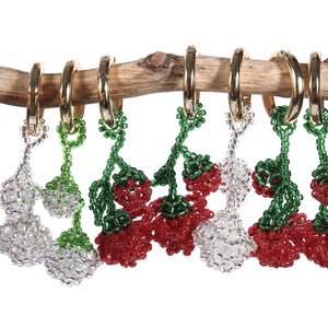 Rózsa táskadísz gyöngyből (átlátszó+fűzöld) - táska & tok - kulcstartó & táskadísz - táskadísz - Meska.hu