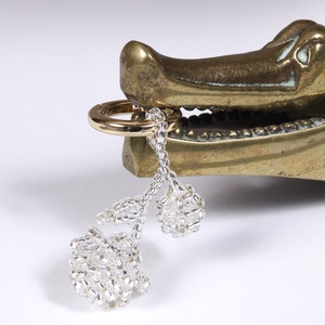 Rózsa táskadísz gyöngyből (átlátszó) - táska & tok - kulcstartó & táskadísz - táskadísz - Meska.hu