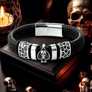 Póker skull férfi bőr karkötő, Ékszer, Karkötő, Karkötő medállal, Ékszerkészítés, Bőrművesség, MESKA
