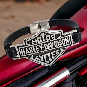 Harley cycles férfi karkötő egzotikus bőrrel - ékszer - karkötő - karkötő medállal - Meska.hu