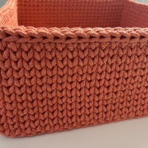 Kosár négyzet alakú fa alapú - Meska.hu