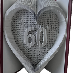 Születésnapra szívben szám könyvszobor, Otthon & Életmód, Dekoráció, Asztal és polc dekoráció, Könyvszobor, Papírművészet, MESKA