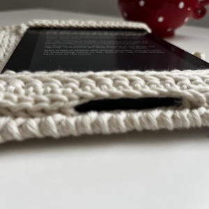 Horgolt Kindle / e-book olvasó tok � egyedi színekben - könyv & zene - könyvtok - Meska.hu