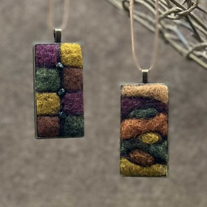 Nemez medál fém foglalatban - Meska.hu