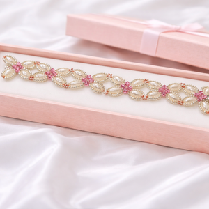 Gyöngyvirág  - ékszer - karkötő - gyöngyös karkötő - Meska.hu