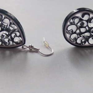 Elegáns vidámság - quilling technikával készült fülbevaló - Meska.hu