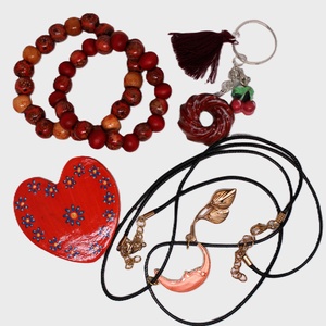 Piros női ajándékcsomag, Ékszer, Ékszerszett, Gyöngyfűzés, gyöngyhímzés, Gyurma, MESKA