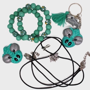 Zöld női ajándékcsomag, Ékszer, Ékszerszett, Gyöngyfűzés, gyöngyhímzés, Gyurma, MESKA