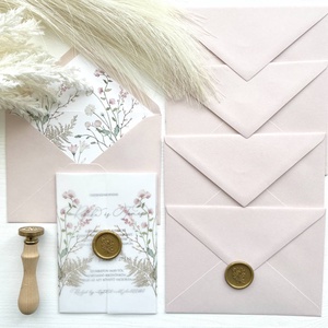 Púder rózsaszín virágos esküvői meghívó pauszpapírral és viaszpecséttel, elegáns, minimalista esküvői meghívó, Esküvő, Meghívó & Kártya, Meghívó, Fotó, grafika, rajz, illusztráció, Papírművészet, MESKA