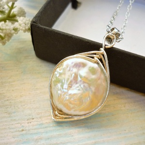 Coin pearl  - édesvízi gyöngy medál ezüst láncon - ékszer - nyaklánc - medál - Meska.hu