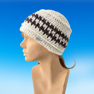 Elvira - kézzel horgolt/kötött női sapka, Ruha & Divat, Sál, Sapka, Kendő, Sapka, Horgolás, Kötés, MESKA