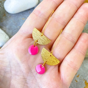 2. Geometrikus   pink/arany fülbevaló nemesacél akasztóval  - Meska.hu