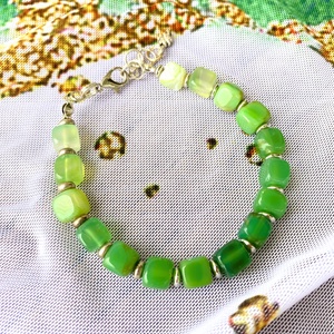 Zöld achát ásvány   karkötő  - ékszer - karkötő - gyöngyös karkötő - Meska.hu