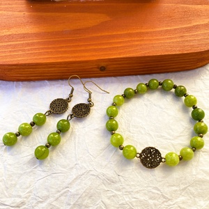 Zöld szőlő - olivin karkötő/fülbevaló  szett, Ékszer, Ékszerszett, Ékszerkészítés, MESKA