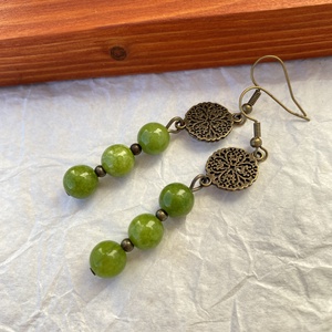 Zöld szőlő - olivin karkötő/fülbevaló  szett - ékszer - ékszerszett - Meska.hu