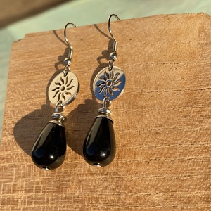 Black Sun - ónix fülbevaló  - ékszer - fülbevaló - lógó fülbevaló - Meska.hu