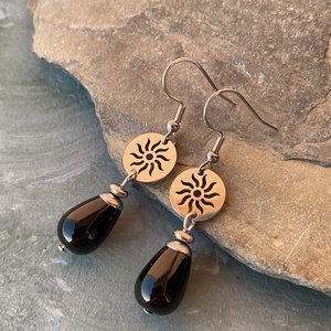 Black Sun - ónix fülbevaló , Ékszer, Fülbevaló, Lógó fülbevaló, Ékszerkészítés, MESKA